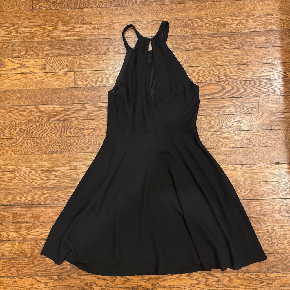 Express Halter Dress - Picture 4 of 9